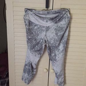 Old navy active capris